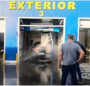 360-degree Contactless Automatic Car Wash System in action, providing a contactless clean for vehicles